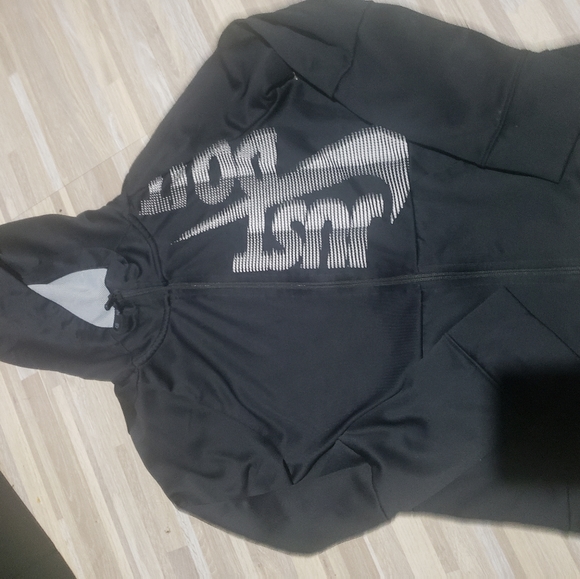 Nike jacket - Picture 2 of 3